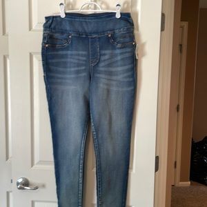 Tummy toner jeans. NWT